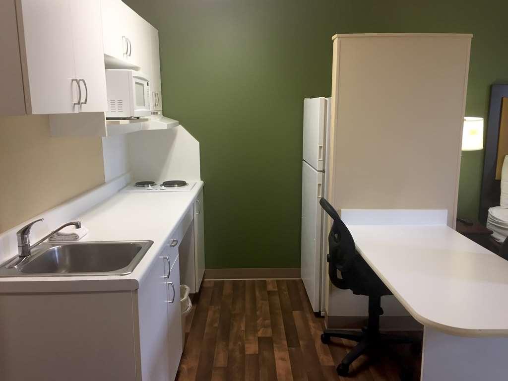 Extended Stay America Select Suites - Chicago - Hanover Park Habitación foto
