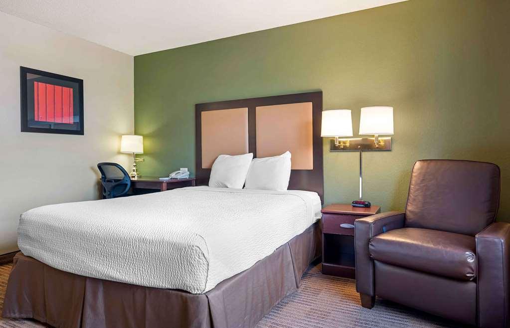 Extended Stay America Select Suites - Chicago - Hanover Park Habitación foto
