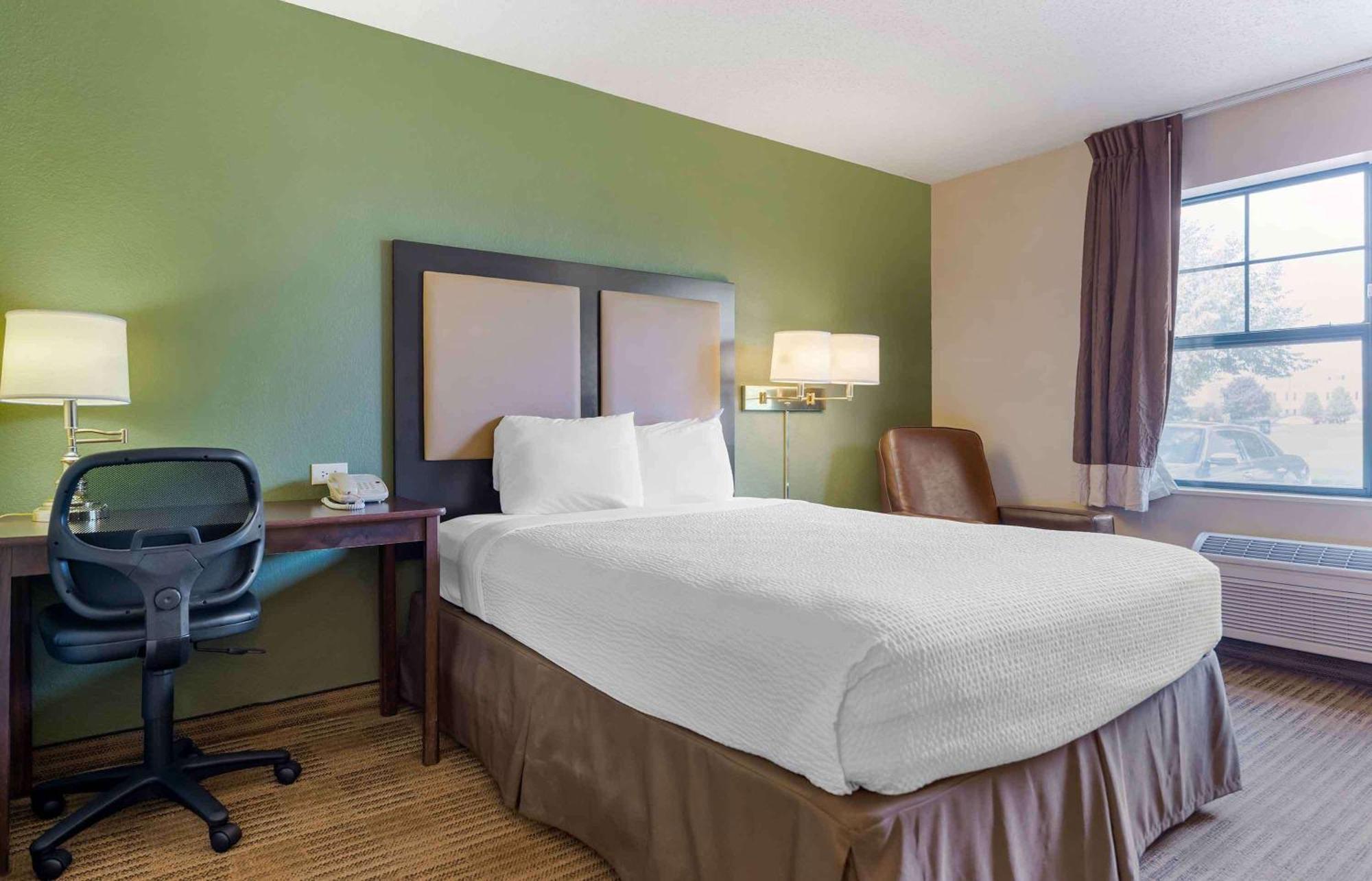 Extended Stay America Select Suites - Chicago - Hanover Park Exterior foto